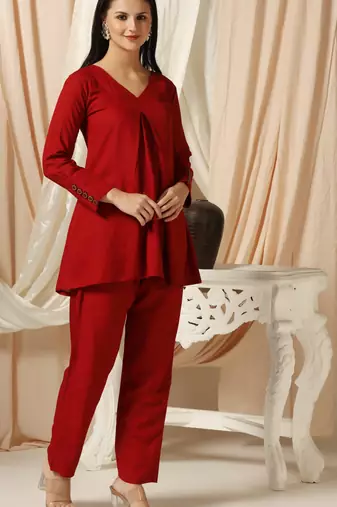 SHADES OF FAASHION Red co-ord set with wooden embellish cuffs