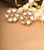 Flower Shaped Kundan Earrings