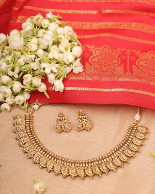 Laxmi Motif Necklace Set 1