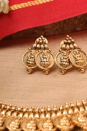 Laxmi Motif Necklace Set