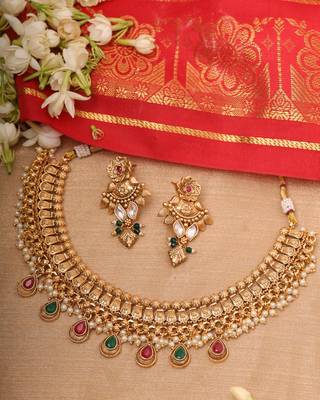 Necklace Set With Green And Pink Stone 1