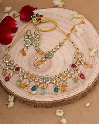 Multicoloured Necklace Set with Earrings and Maang Tikka 1