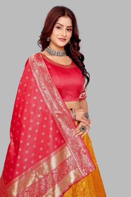 WOMEN UNSTITCHED BANARASI SILK LEHENGA CHOLI SET (HALF SAREE) 3