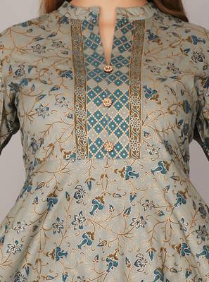 Women Anarkali Kurta 4