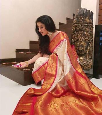 White Woven Faux Kanjivaram Silk Saree With Blouse Piece 2