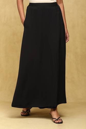 Aarke black solid pants