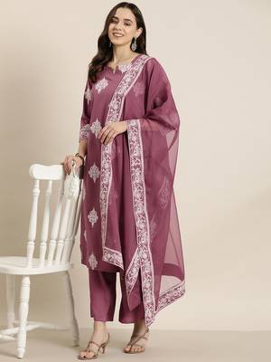 Ziyaa peach color crepe straight printed kurta, palazzo and dupatta set 2