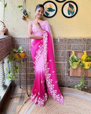 Beautiful Crush Padding Sequence Work Georgette Fabric Saree With Un-Stitched Blouse 1