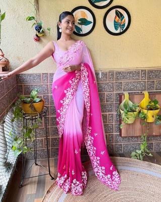 Beautiful Crush Padding Sequence Work Georgette Fabric Saree With Un-Stitched Blouse 4