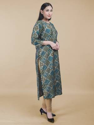 Maahi fabs women abstract floral bandhani dark printed work green kurta 2