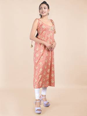Maahi fabs women floral motifs with embriodered peach kurta 4