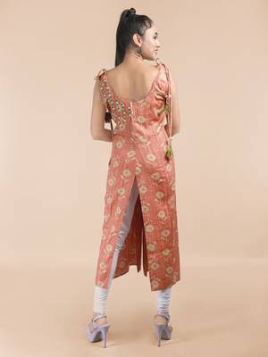Maahi fabs women floral motifs with embriodered peach kurta 5
