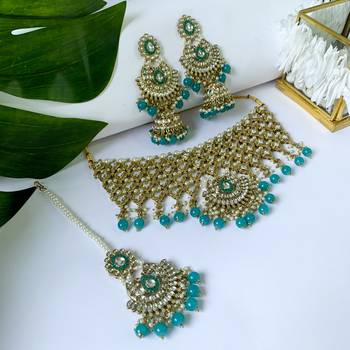 I jewels traditional kundan & pearl drop choker necklace jewellery with jhumki earrings & maang tikka set 1