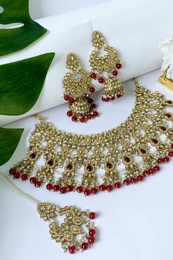 stylish traditional kundan & pearl drops bridal choker necklace jewellery set
