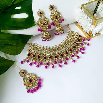 stylish traditional handcrafted heavy look kundan & pearls bridal choker necklace jewellery set 1
