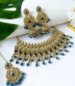 stylish traditional handcrafted heavy look kundan & pearls bridal choker necklace jewellery set