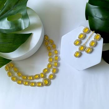 traditional stone choker necklace jewellery with earring & maang tikka set for women & girls  1