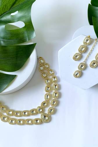 traditional stone choker necklace jewellery with earring & maang tikka set for women & girls 