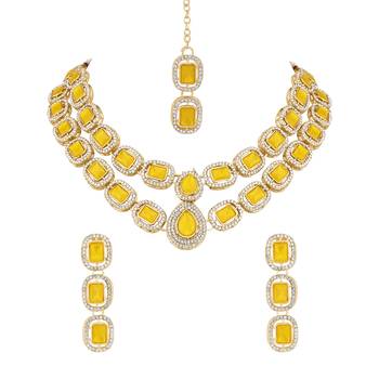 traditional stone choker necklace jewellery with earring & maang tikka set for women & girls  2