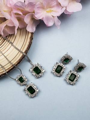 Silver plated green square cz big pendant set with earrings and maangtika 2