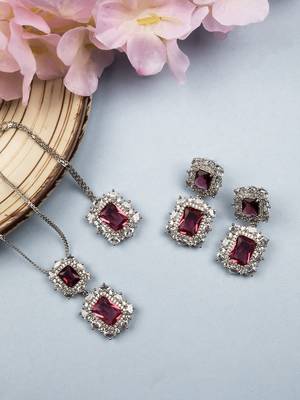 Silver plated red square cz big pendant set with earrings and maangtika 2