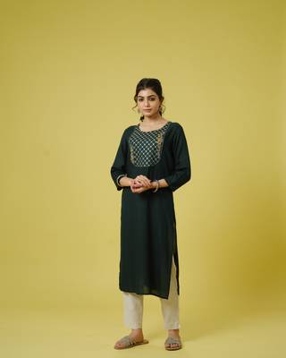 Green 3/4th sleeves cotton cambric mirror work, thread embroidery work calf length kurta 2