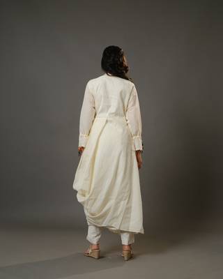 Cream full sleeves cotton art work, thread work, sequin full length kurta 5