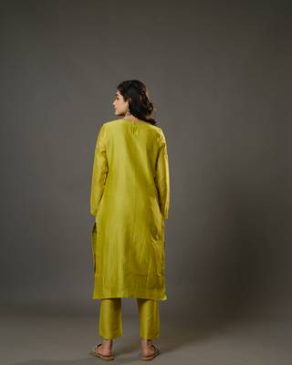 Lime green full sleeves cotton silk gold thread work calf length kurta set - with dupatta 4