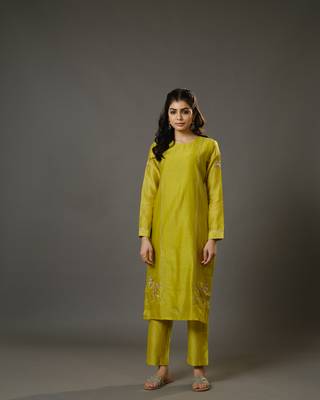 Lime green full sleeves cotton silk gold thread work calf length kurta set - with dupatta 5
