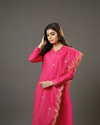 Pink full sleeves cotton blend slub thread work calf length kurta set - with dupatta 5