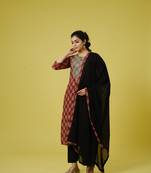 Red 3/4th sleeves cotton cambric traditional motifs calf length kurta set - with dupatta