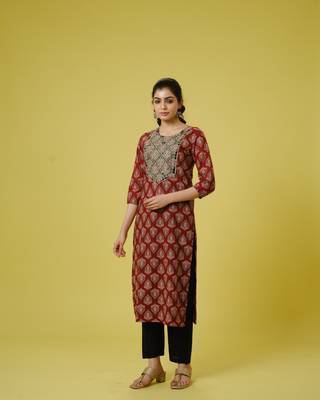 Red 3/4th sleeves cotton cambric traditional motifs calf length kurta set - with dupatta 5