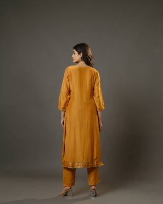 Yellow 3/4th sleeves chanderi banarasi print, mirror work calf length kurta set - with dupatta 4