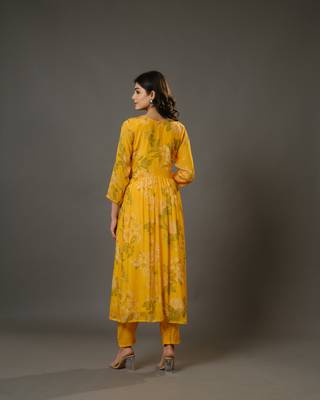 Yellow 3/4th sleeves chiffon digital floral print, embellishment, mirror work calf length kurta set - with dupatta 4