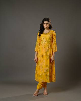 Yellow 3/4th sleeves chiffon digital floral print, embellishment, mirror work calf length kurta set - with dupatta 5