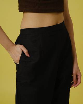Black cotton slub solid regular ankle length trouser 3