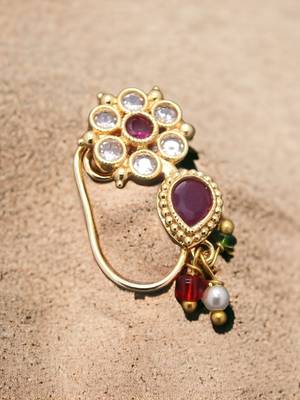 Golden luminary: the radiance of gold-plated nose rings 1