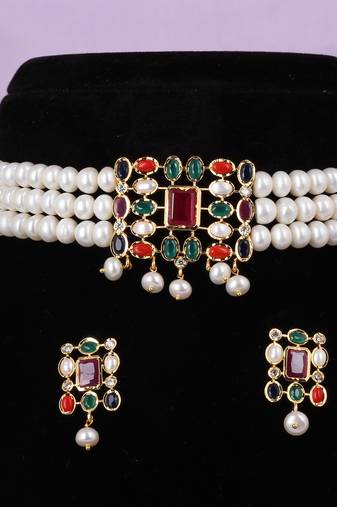 Natural fresh water pearls choker set with certificate
