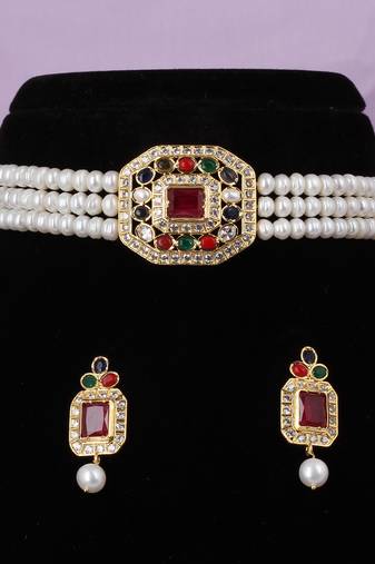 Natural fresh water pearls choker set with certificate