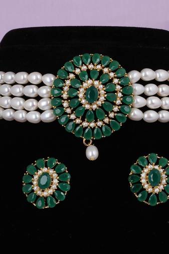 Natural fresh water pearls choker set with certificate
