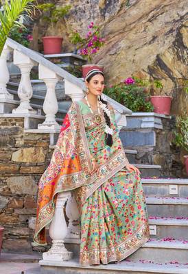 Green Stylish Cotton Blend Banarasi Style Soft Saree With Blouse 3