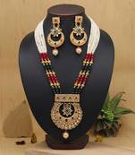 Maroon & green color matte gold necklace set