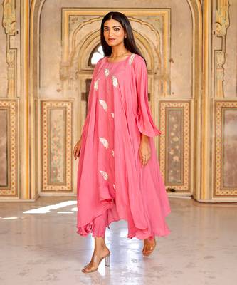 Pink cotton embroidered kurta set 2