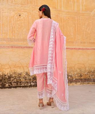 Pink muslin aari embroidery  kurta set 4