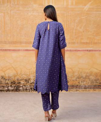 Mukaish work chanderi scalloped kurta set 4