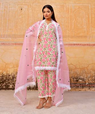 Pink flower handblock cotton kurta set 1