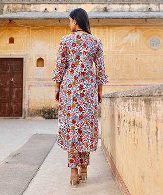 White handblock cotton kurta set 5