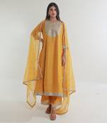 Yellow chanderi straight kurta sets