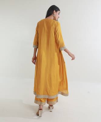 Yellow chanderi straight kurta sets 4