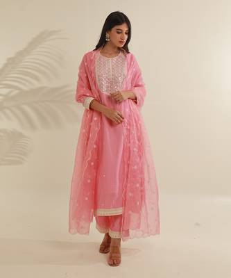 Pink chanderi straight kurta sets 1